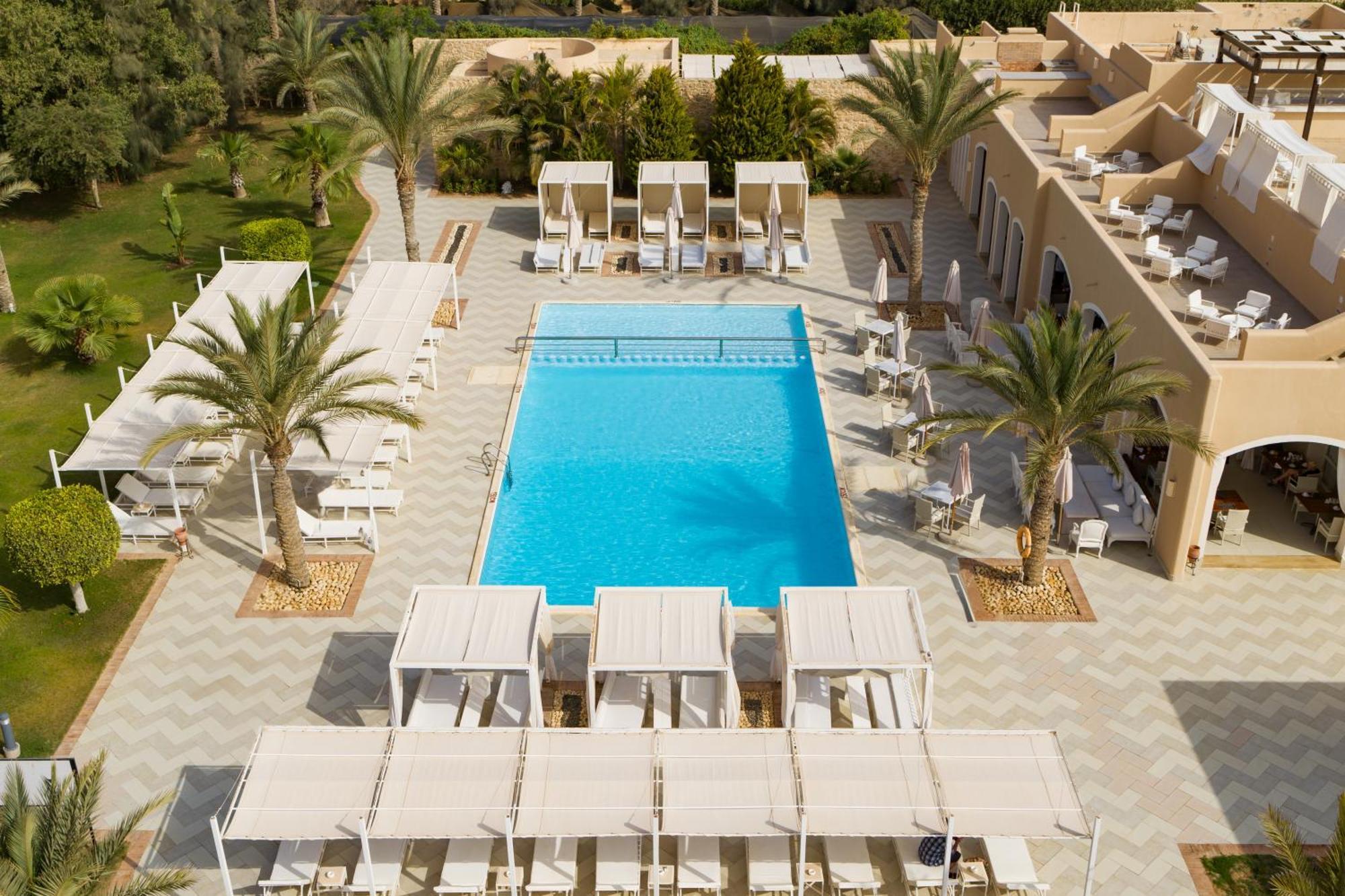 Hotel Jaz Neo Almazino, Almaza Bay Majid Abu Zayd Esterno foto