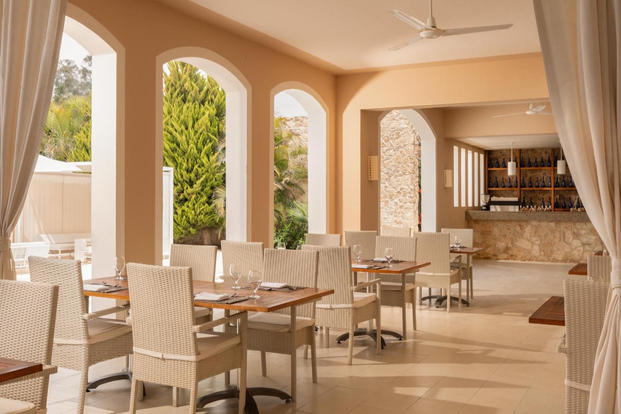 Hotel Jaz Neo Almazino, Almaza Bay Majid Abu Zayd Esterno foto